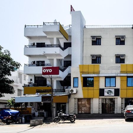 OYO 2228 Hotel Royal Icon Udaipur Exterior foto